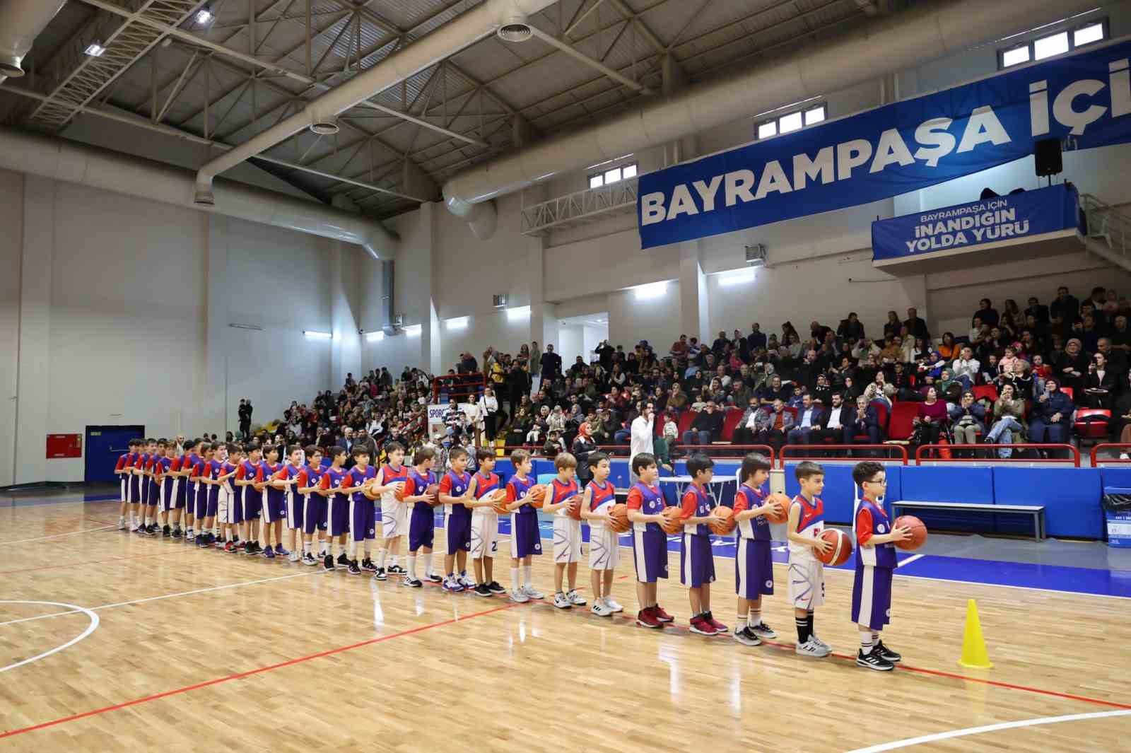 Bayrampaşa&rsquo;da spor okulu kış sezonu başladı
