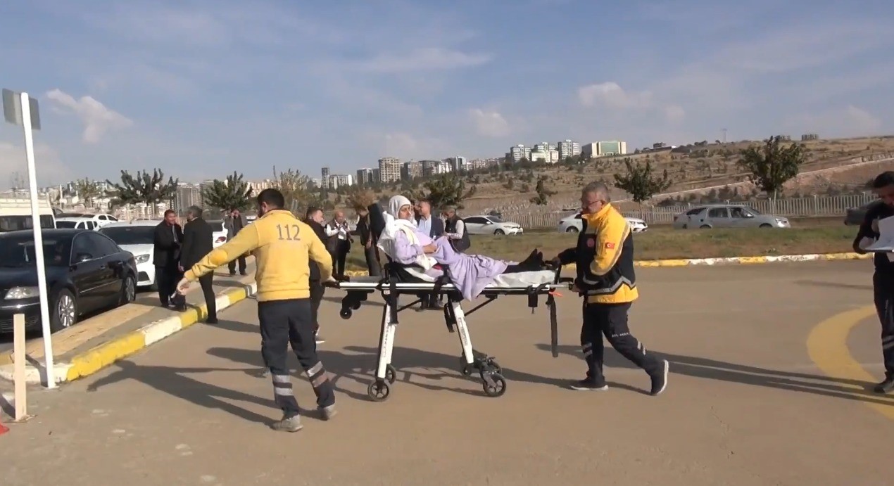 Şırnaklı hasta ambulans helikopter ile Şanlıurfa’ya getirildi