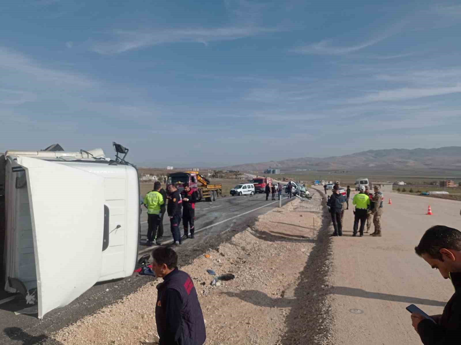 Siirt’te zincirleme kaza: 1 ölü, 3 yaralı