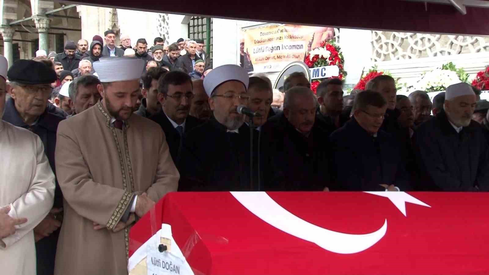Eski Diyanet İşleri Başkanı Doğan, İstanbul&rsquo;da toprağa verildi
