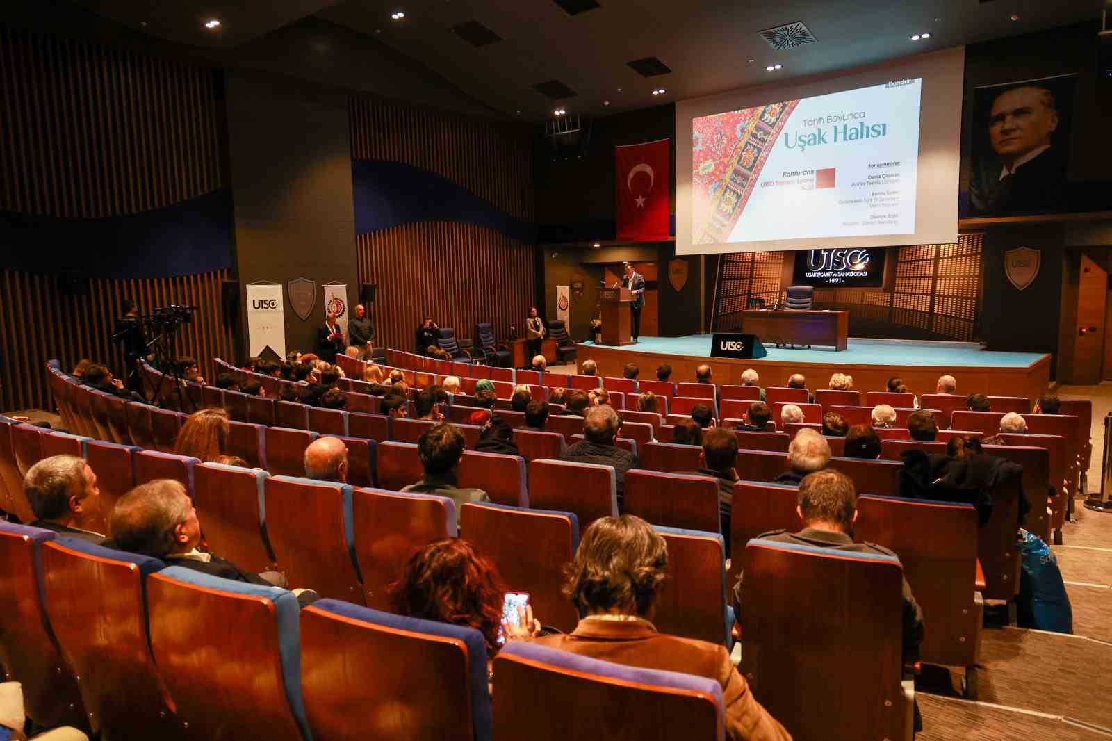 Uşak Halısının tarihi ser&uuml;veni kitaplaştı
