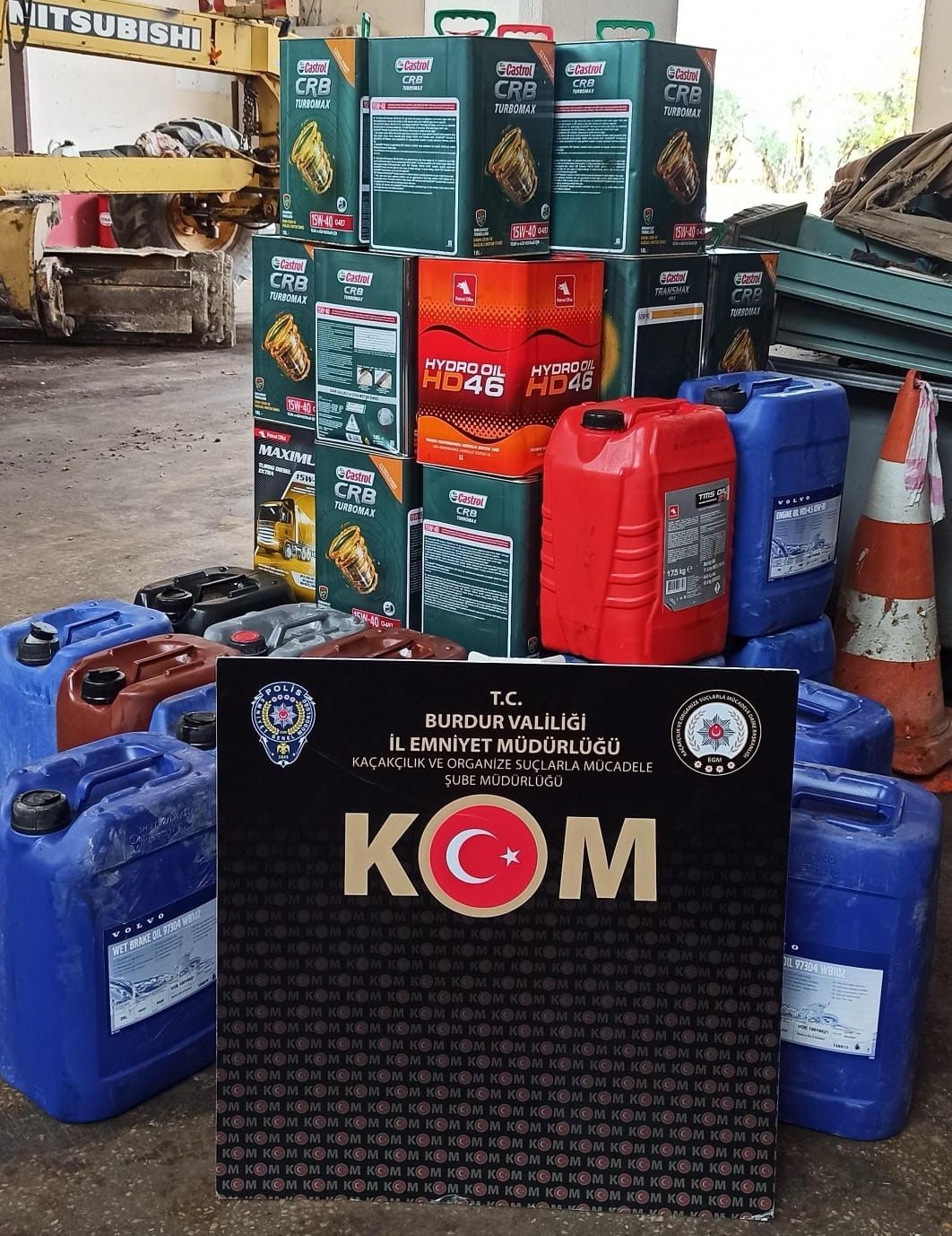 Burdur’da 820 litre kaçak yağ ele geçirildi