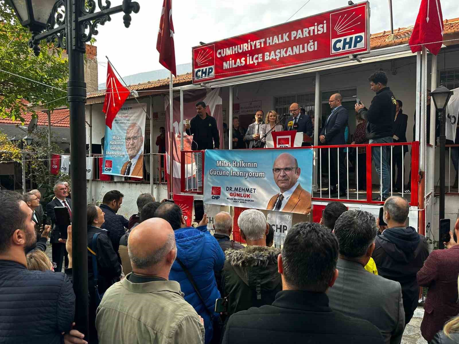 Milas’ta miting gibi adaylık başvurusu