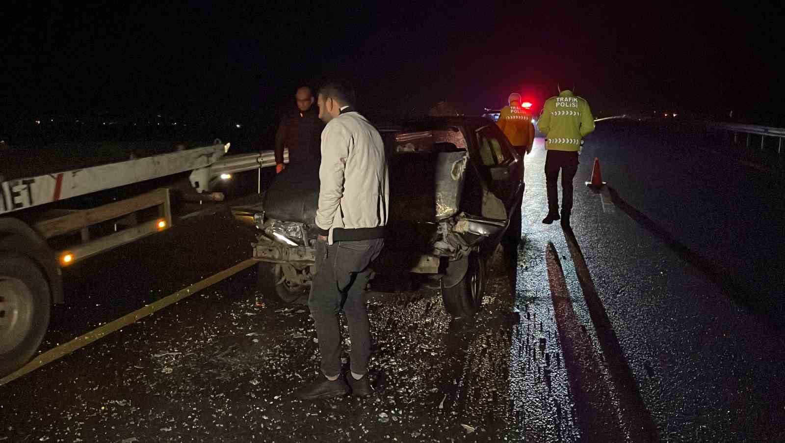 Siverek’te otomobil ile tır çarpıştı: 4’ü çocuk 9 yaralı