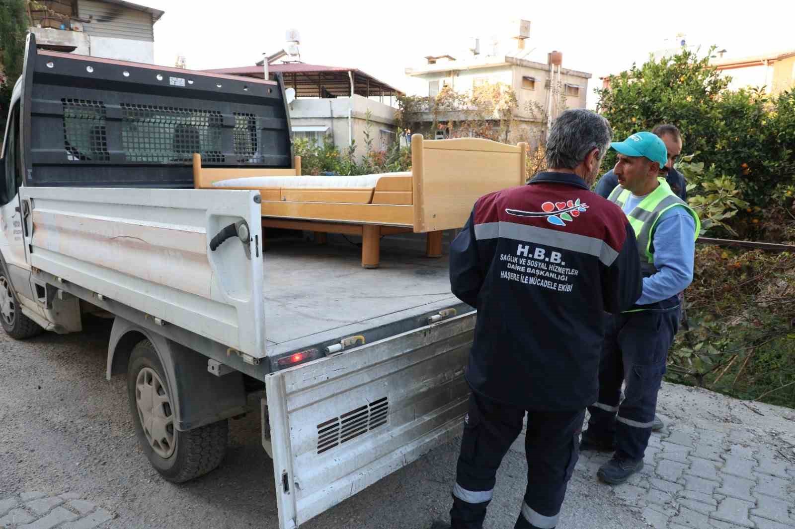 Hatay Büyükşehir Belediyesi hasta ve engelli vatandaşların yanında