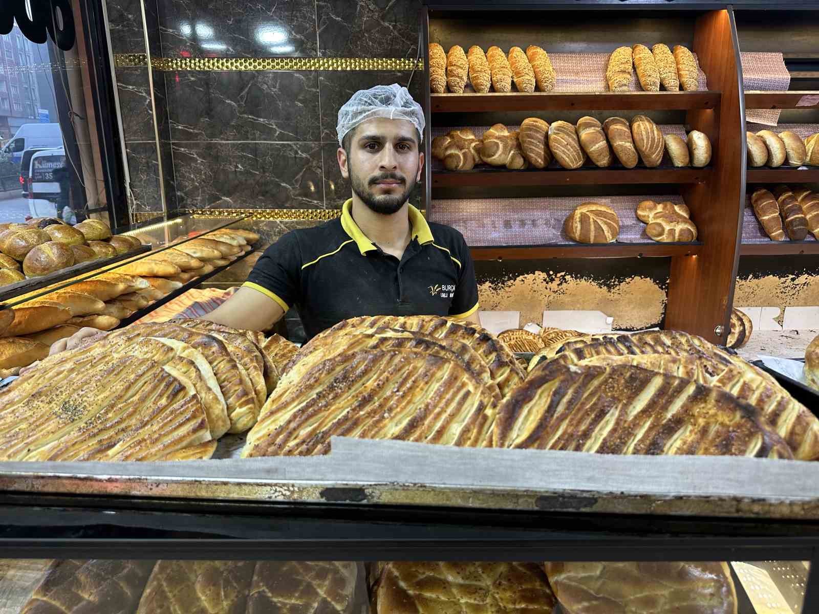 Yüksekova’da üretilen Sivas katmeri satışa sunuldu