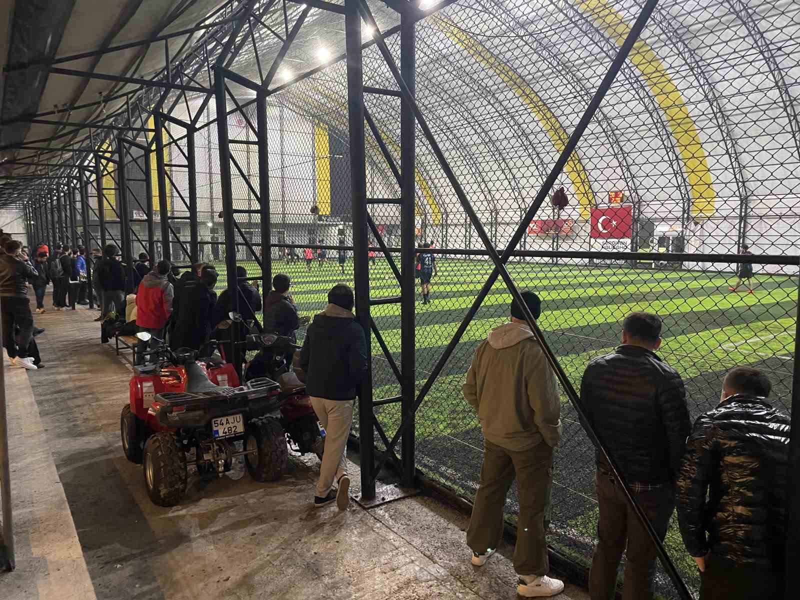 Sağlık çalışanları, bu turnuvayla LÖSEV ve SMA’lı hastalara umut olmaya çalıştı