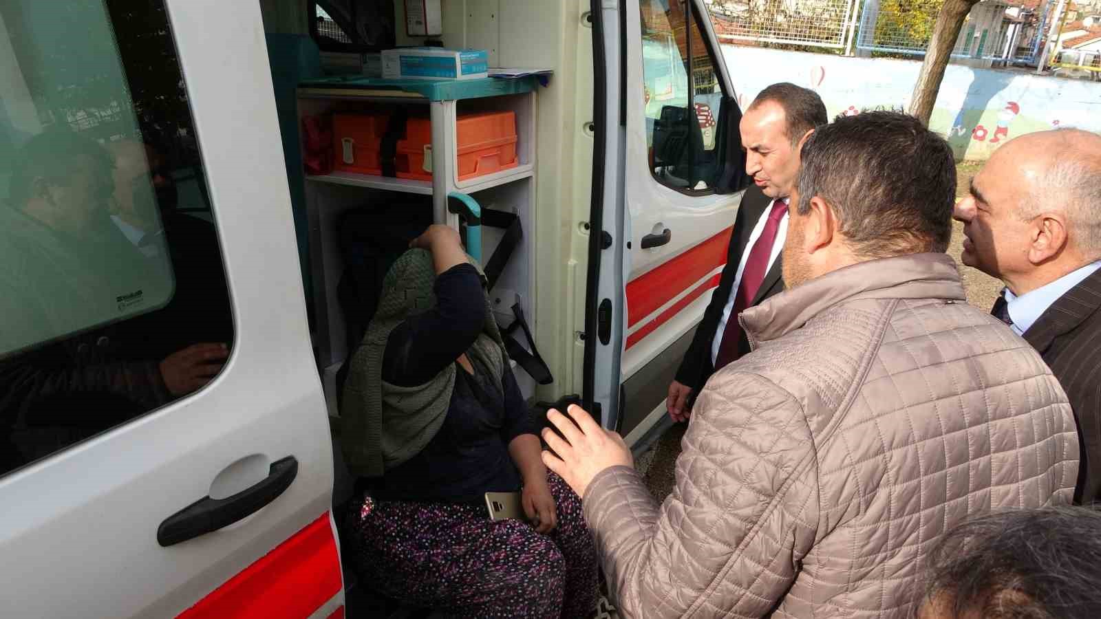 Uşak&rsquo;ta ilkokulda &ccedil;ıkan yangında 1 kişi dumandan etkilendi
