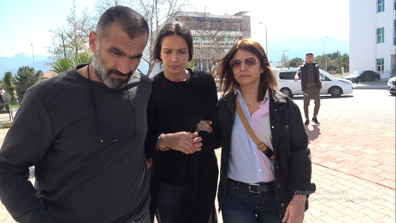 21 yıl cezaya çarptırılan kadının son sözü ’Bıçağı çevirmeseydim ben ölecektim’ oldu