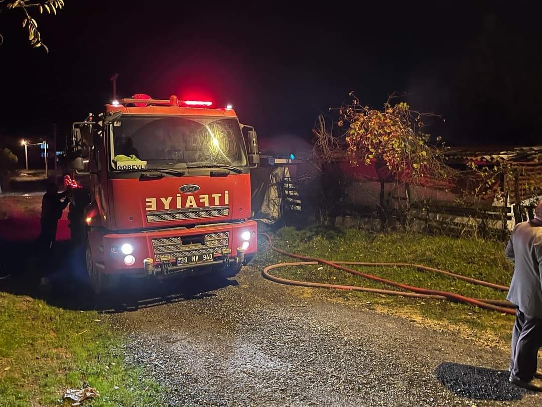 Babaeski’de tek katlı evde çıkan yangın korkuttu