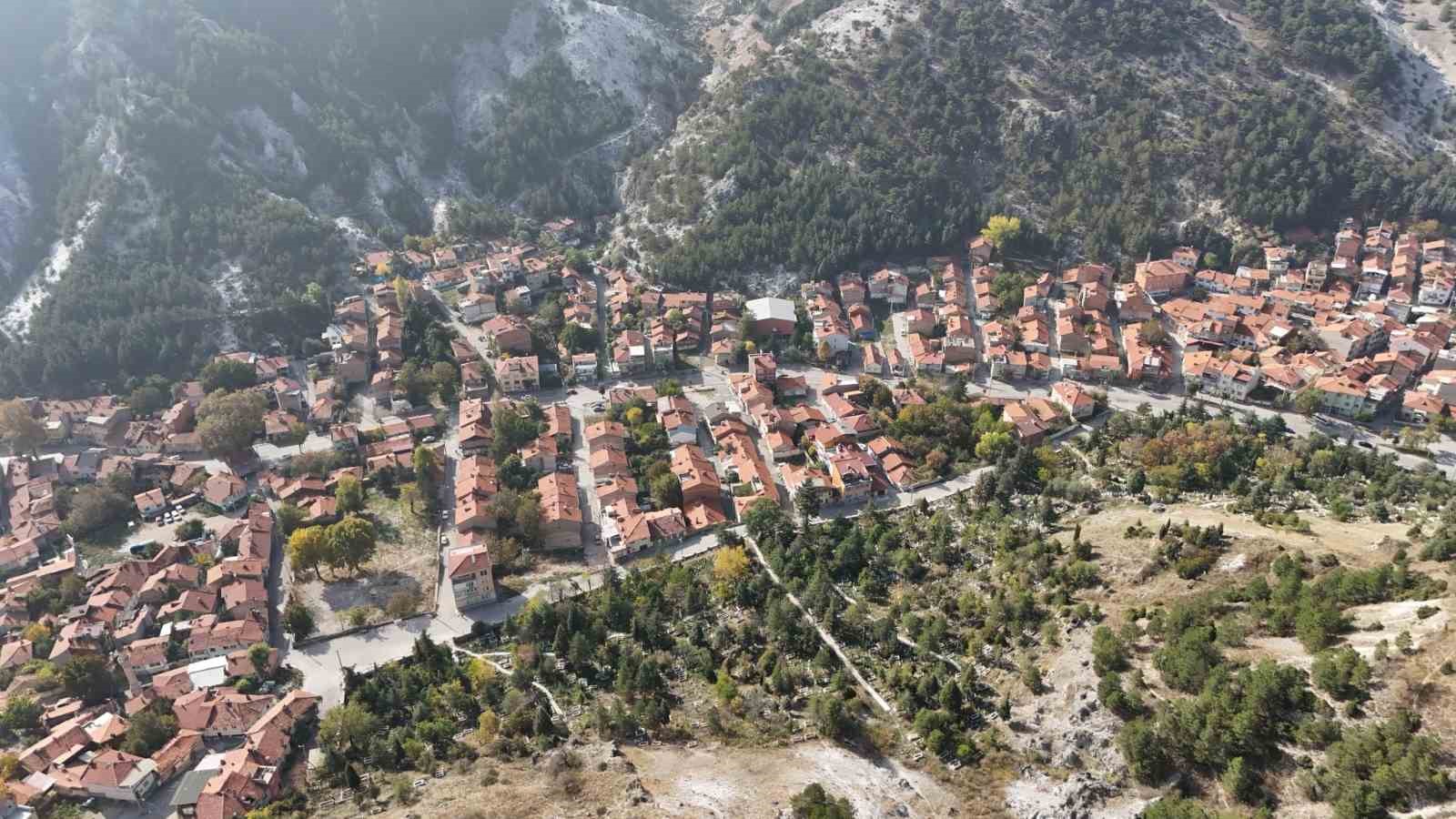 K&uuml;tahya&rsquo;nın Sultanbağı Mahallesinde kentsel d&ouml;n&uuml;ş&uuml;m
