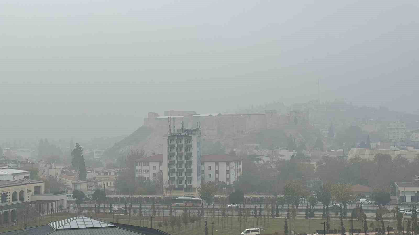 Gaziantep’te yoğun sis etkili oldu
