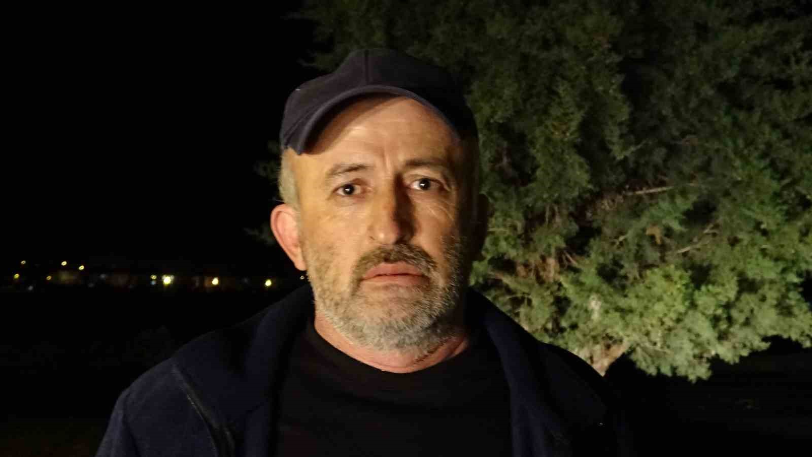Tavşanlı’da köprüden geçen ayı cep telefonu ile kaydedildi