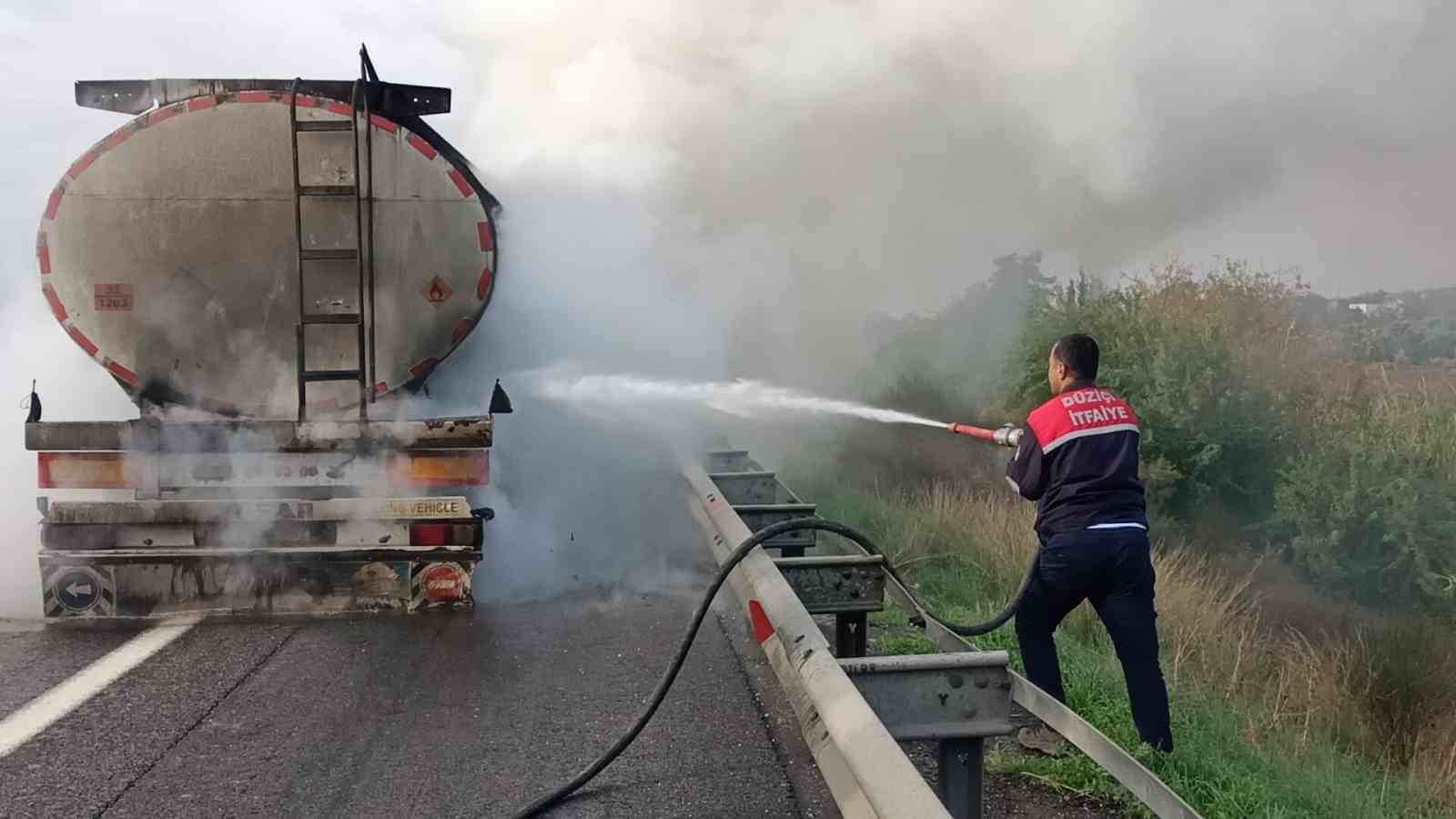 Osmaniye’de seyir halindeki tankerde yangın