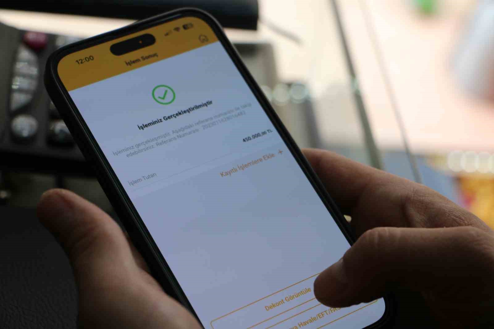 İnsanlık ölmemiş dedirten olay: Hesabına yanlışlıkla yatan 450 bin TL’yi iade etti