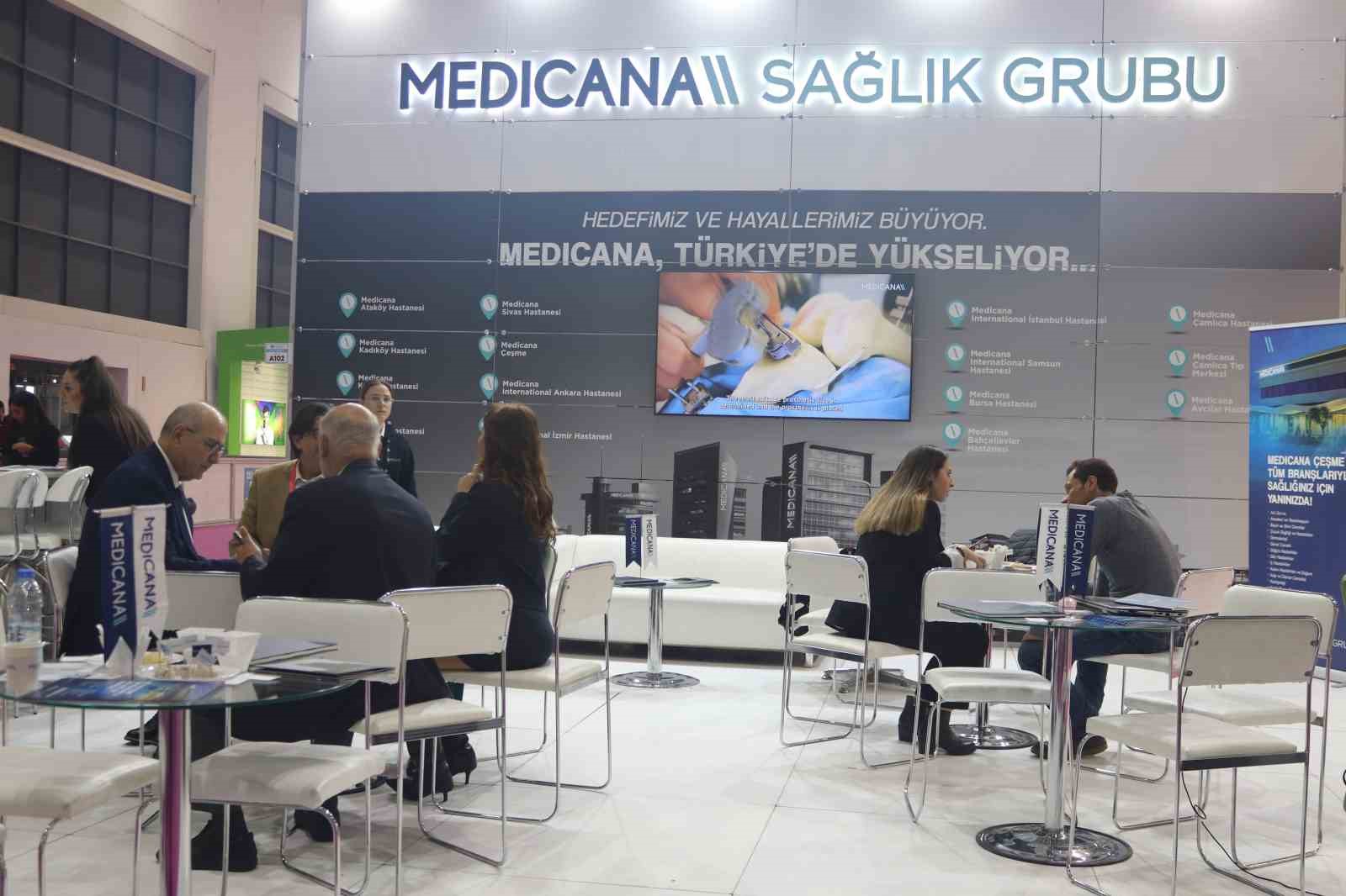 Medicana International İzmir Hastanesi fuarda yerini aldı
