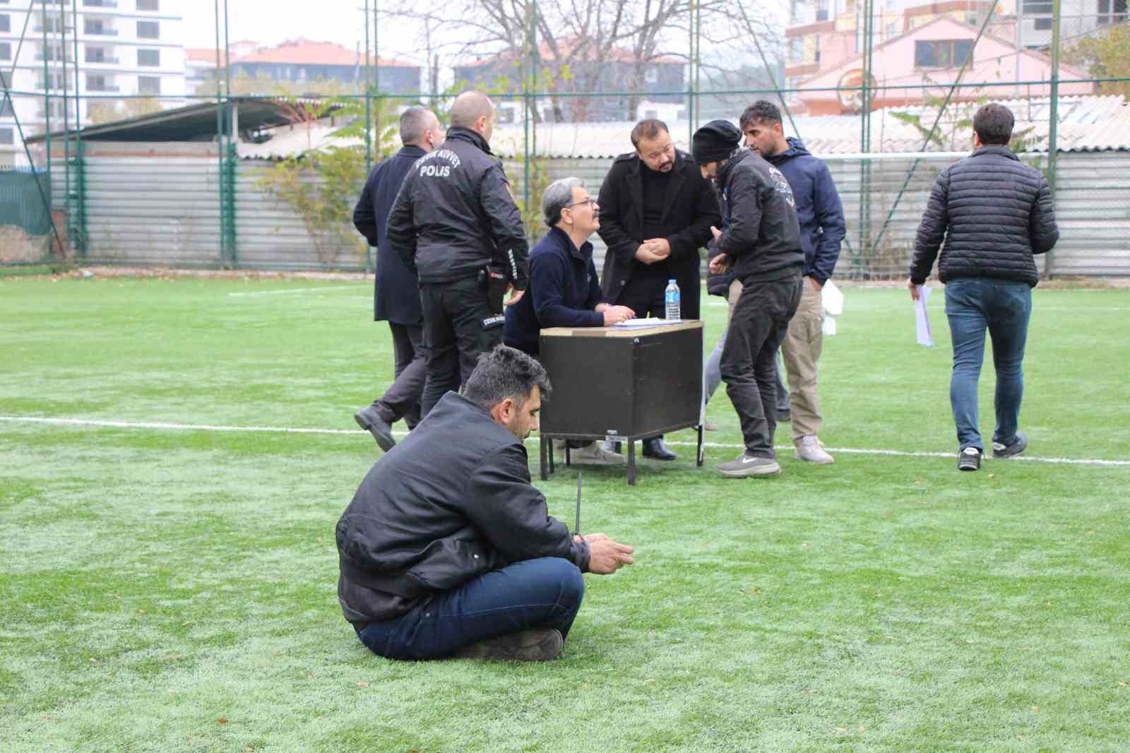 Amasya’da kaçak göçmenleri taşıyan tırın sürücüsü tutuklandı