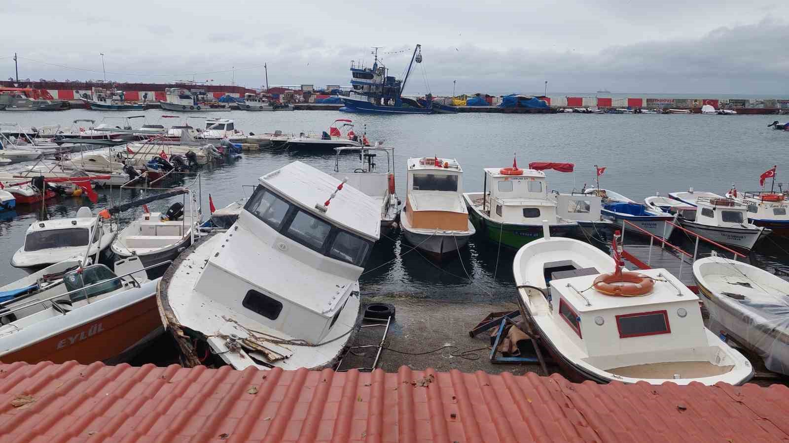 Marmara’da deniz ulaşımına poyraz engeli