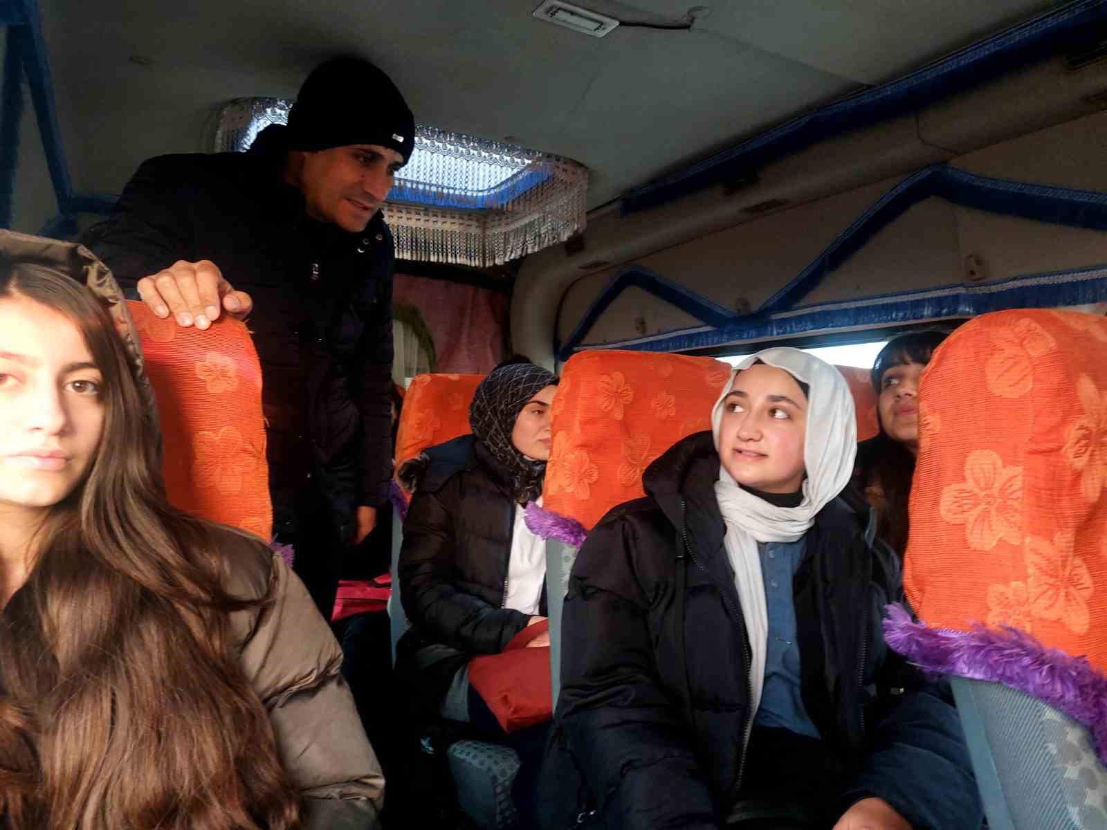 Ahlat&rsquo;ta &ouml;ğrenci servisleri denetlendi
