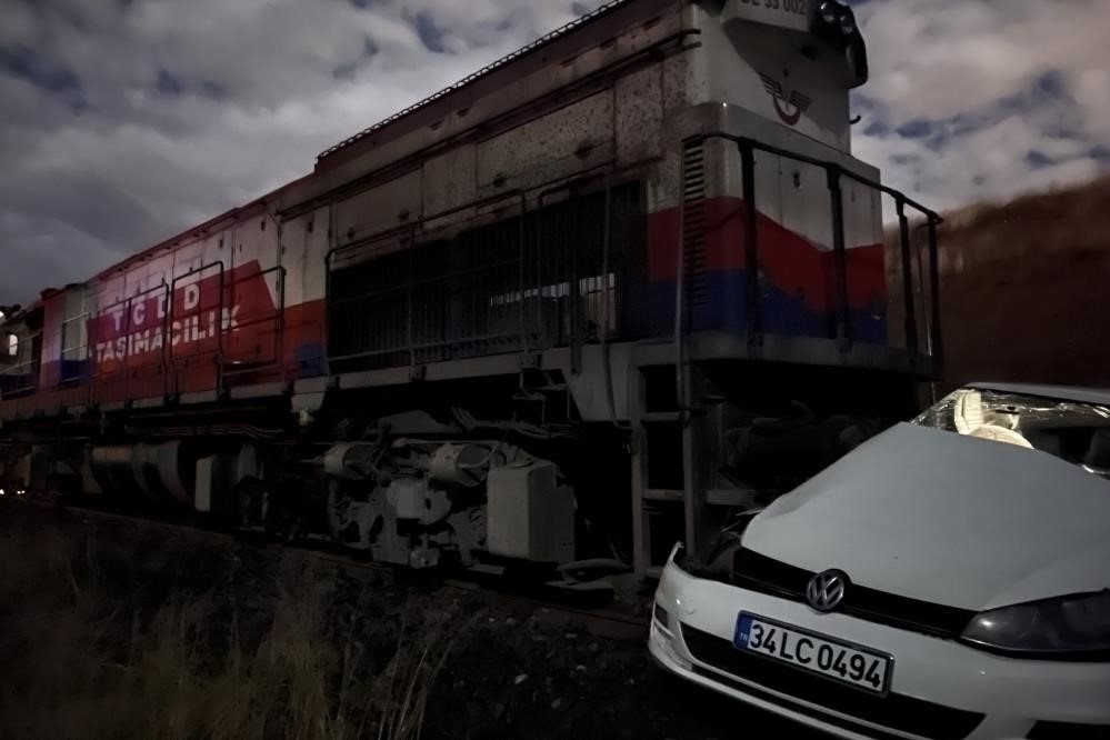 (Düzeltme) Diyarbakır’daki tren kazasında yaralanan kadın, 11 günlük yaşam mücadelesini kaybetti