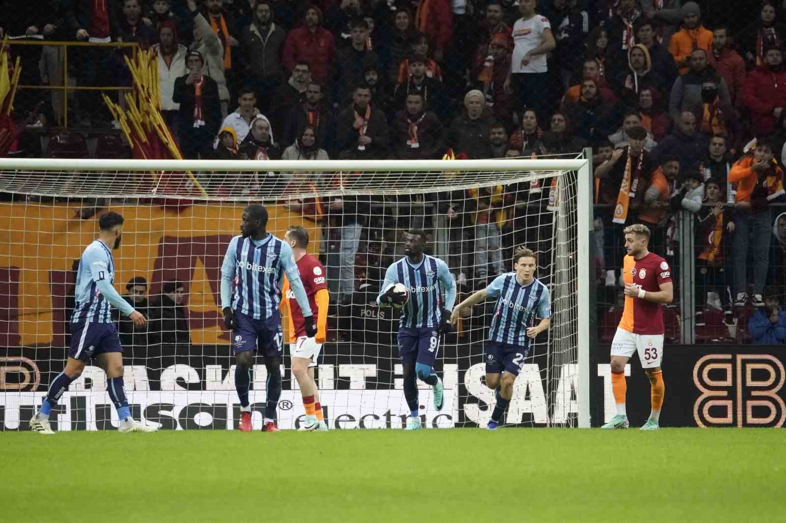 Trendyol S&uuml;per Lig: Galatasaray: 2 - Adana Demirspor: 1 (İlk yarı)
