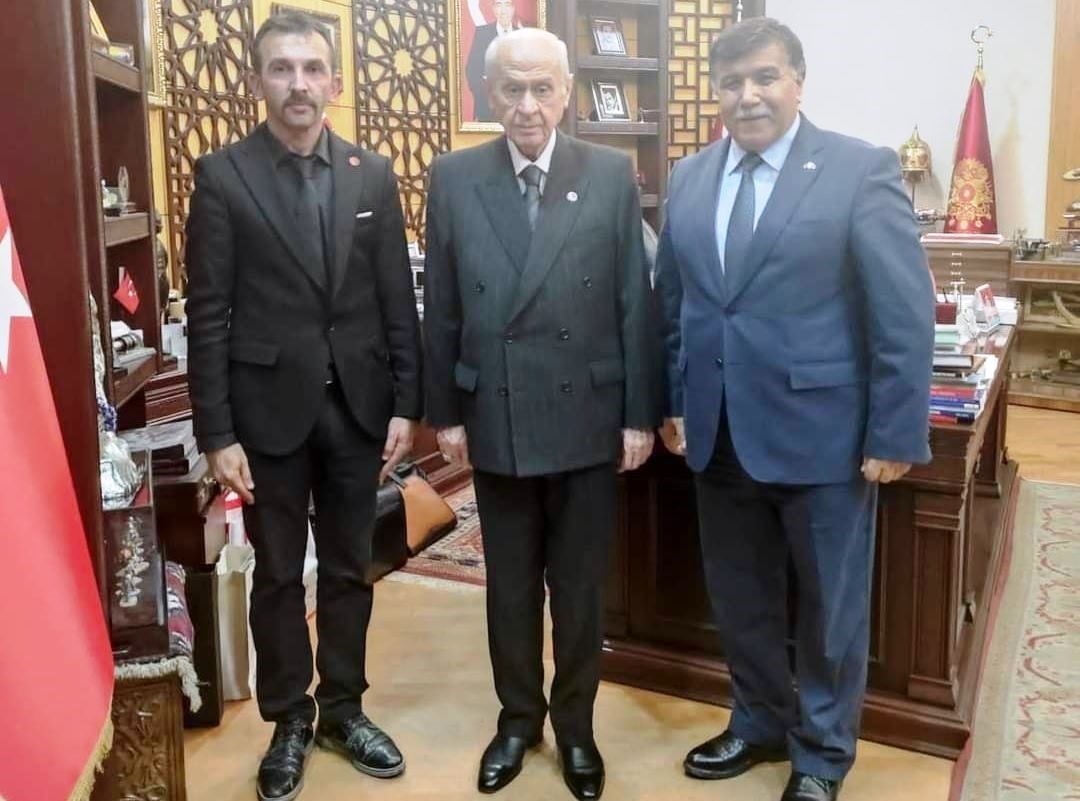 Emet’in eski Belediye Başkanı Mustafa Koca MHP’den adaylığını koydu