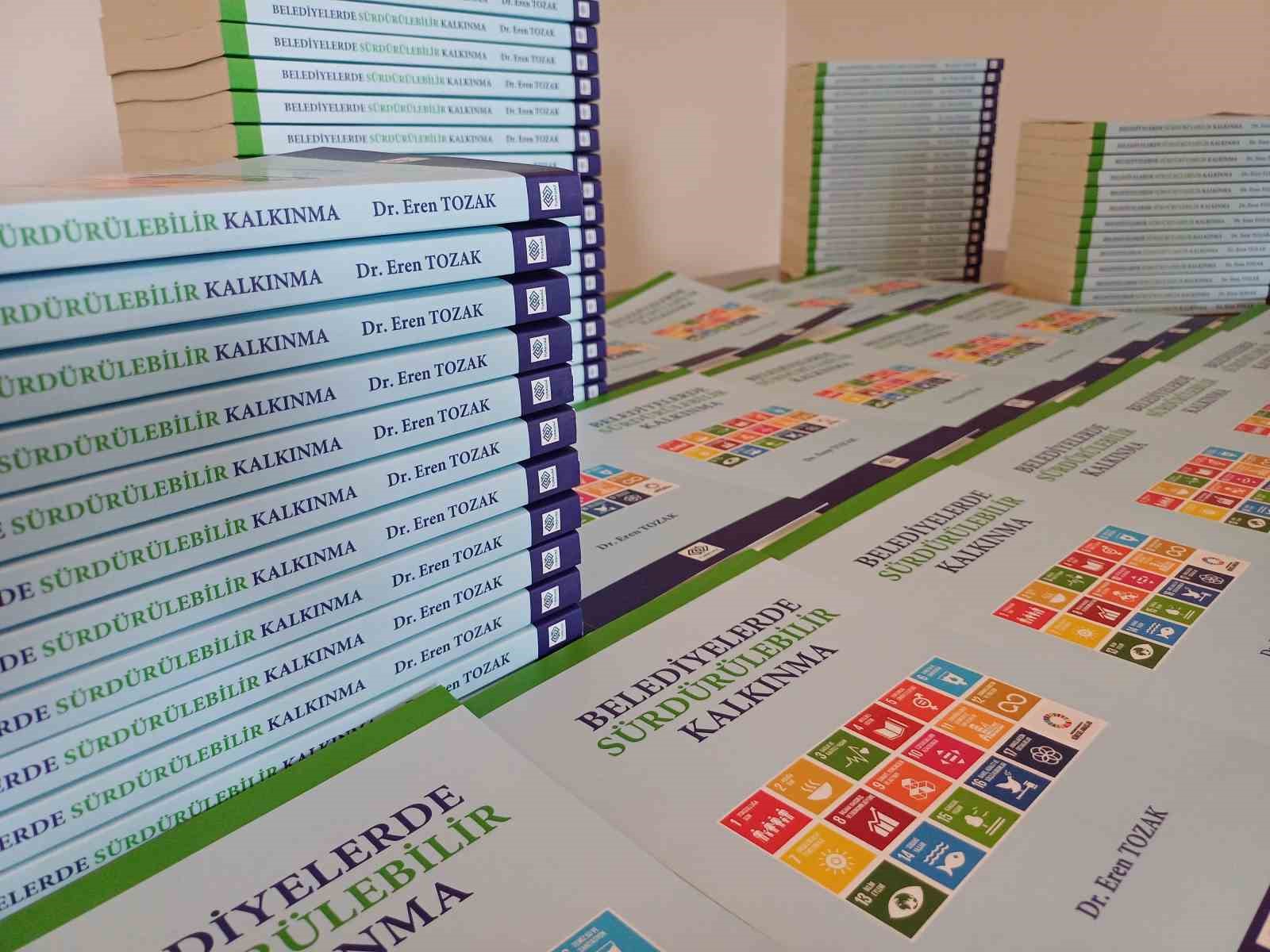 Hem başkan adaylarına hem de seçmenlere rehber olacak kitap yayımlandı