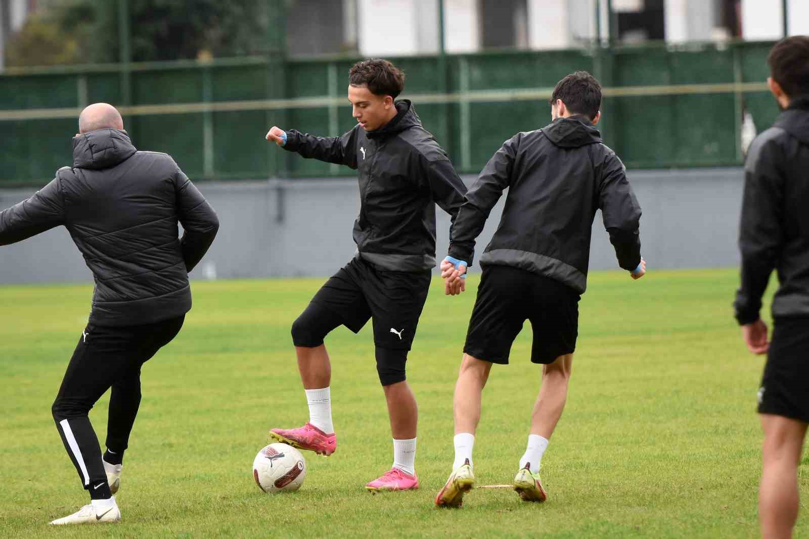 Manisa FK, Adanaspor maçı hazırlıklarını tamamladı