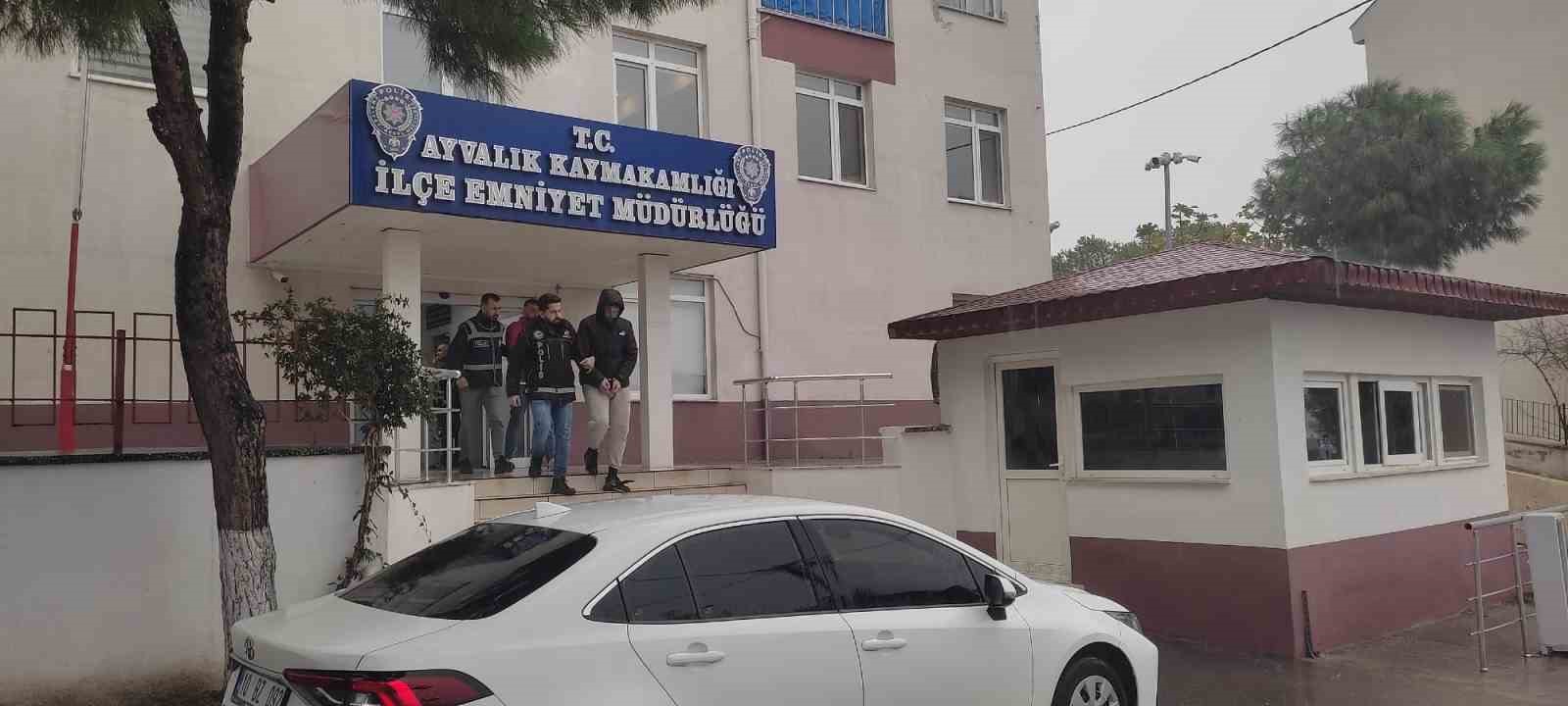 Ayvalık&rsquo;ta uyuşturucu satışına ge&ccedil;it yok

