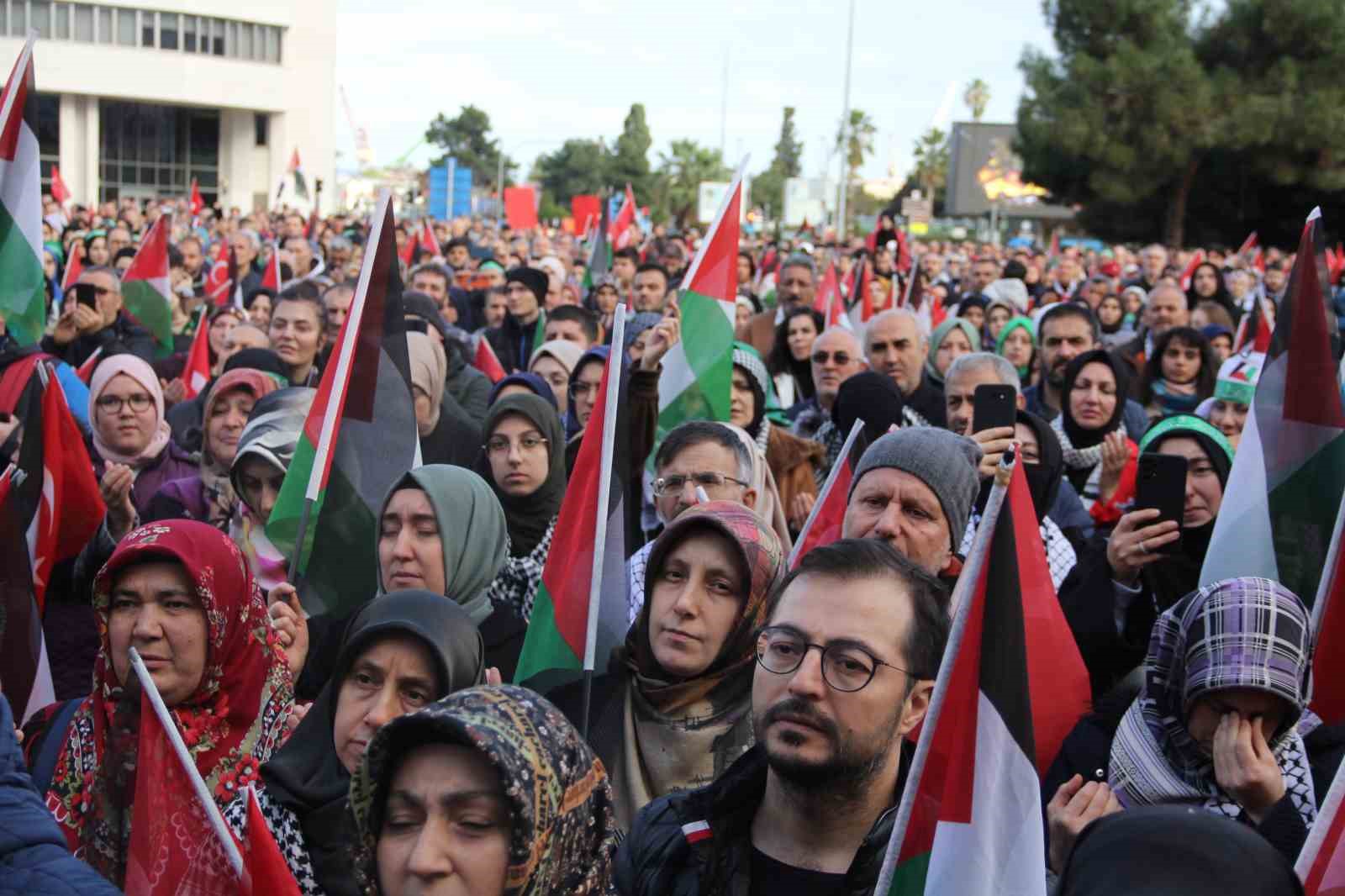 Samsun’da Filistin’e destek yürüyüşü yapıldı