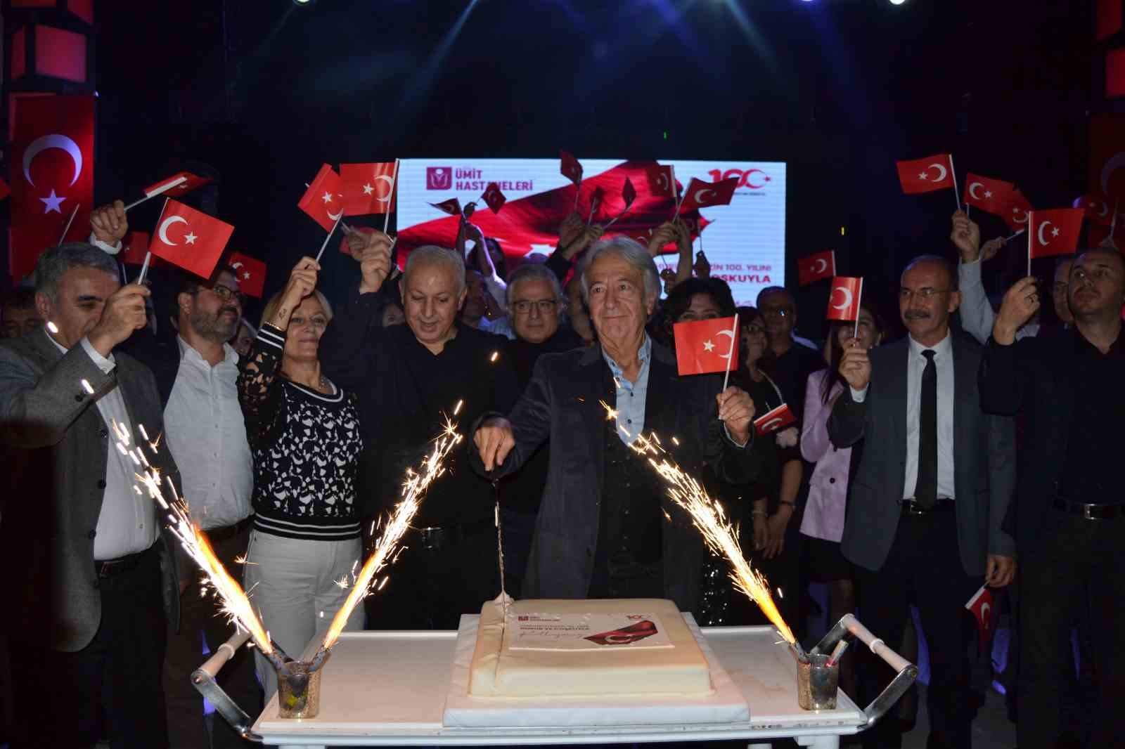 Cumhuriyetin 100&rsquo;&uuml;nc&uuml; yılında &Uuml;mit&rsquo;ten &ouml;zel kutlama
