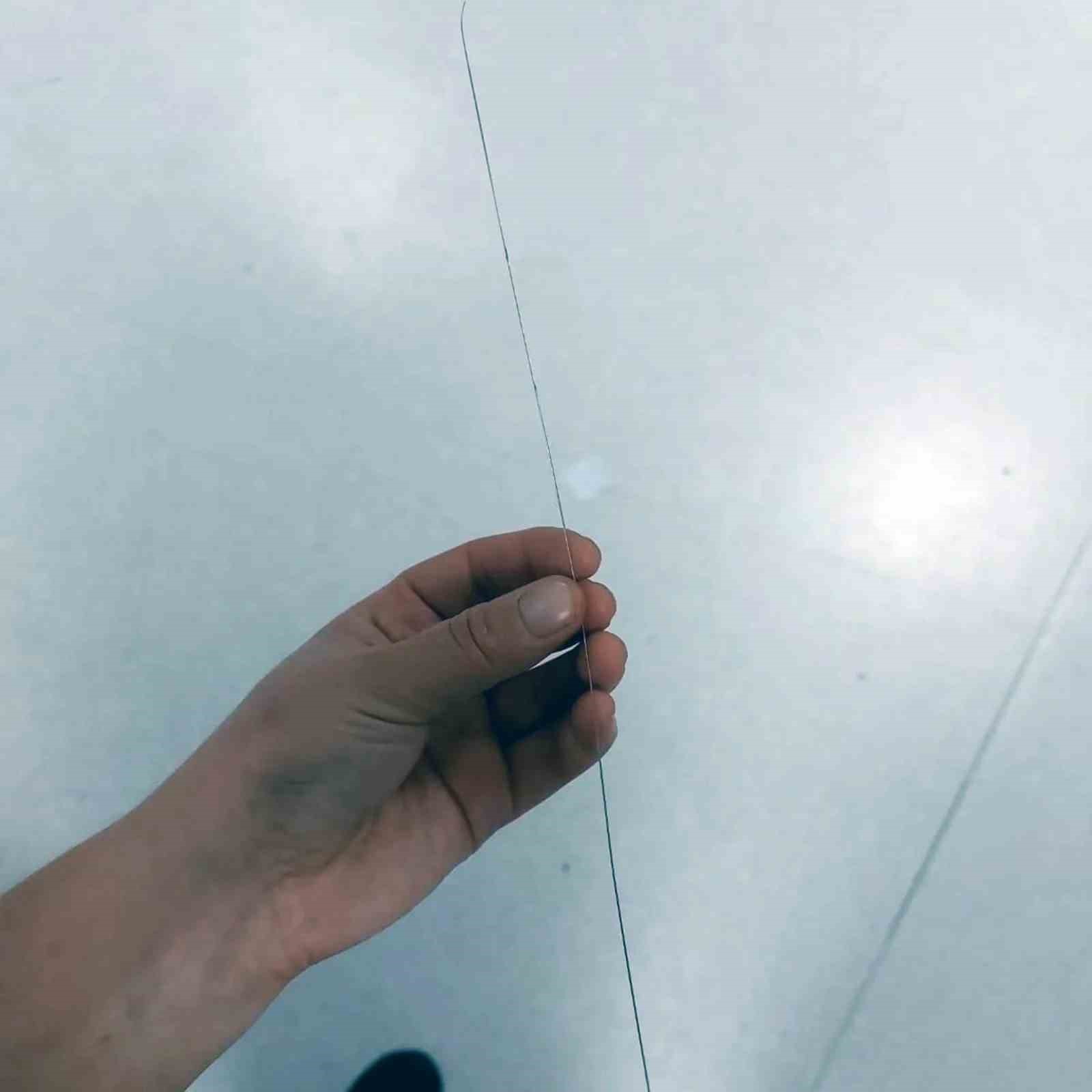 Ayak topuğundan 37 santim tel çıktı