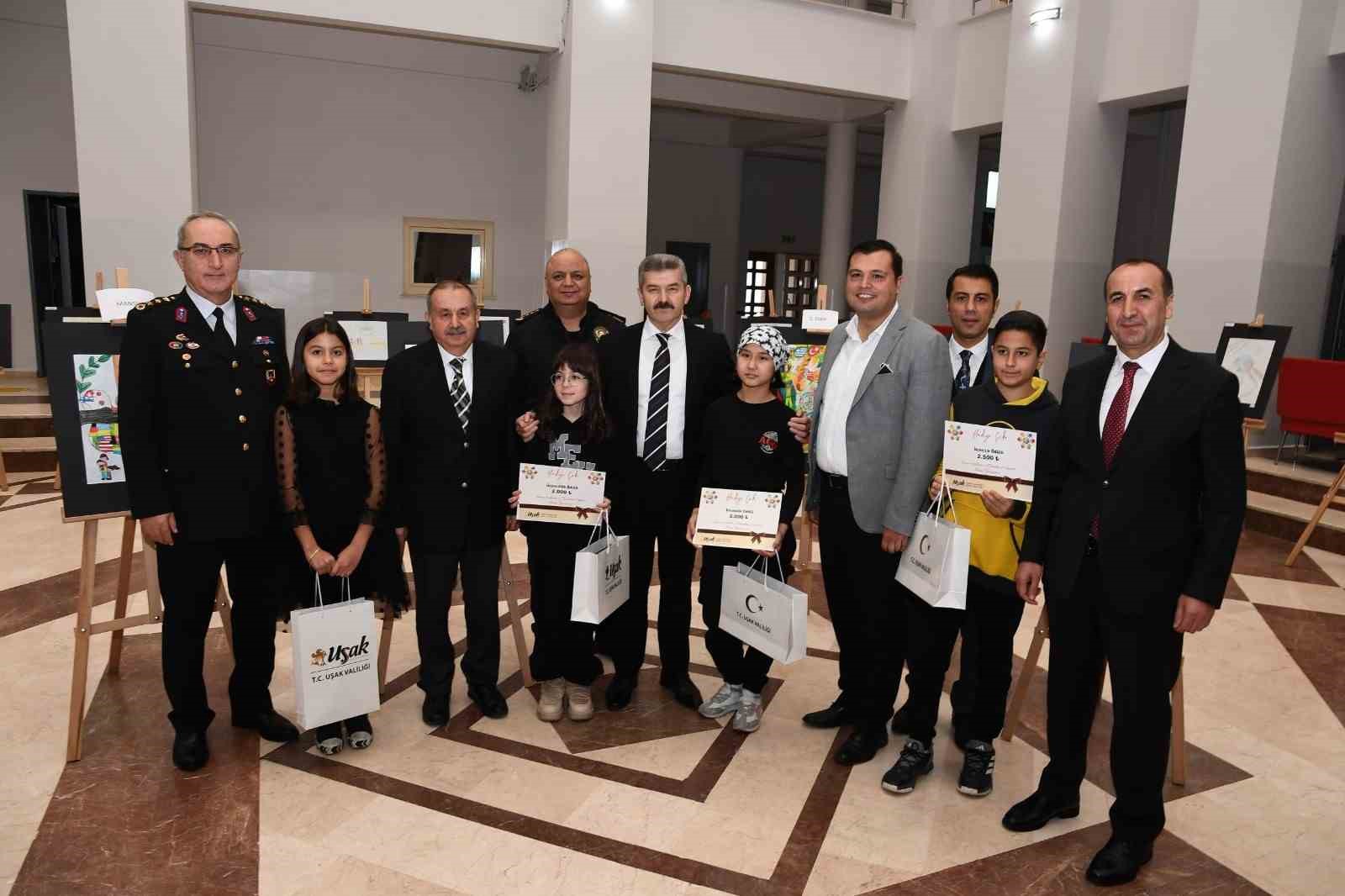 Uşak&rsquo;ta 10 Aralık D&uuml;nya İnsan Hakları G&uuml;n&uuml; kutlandı
