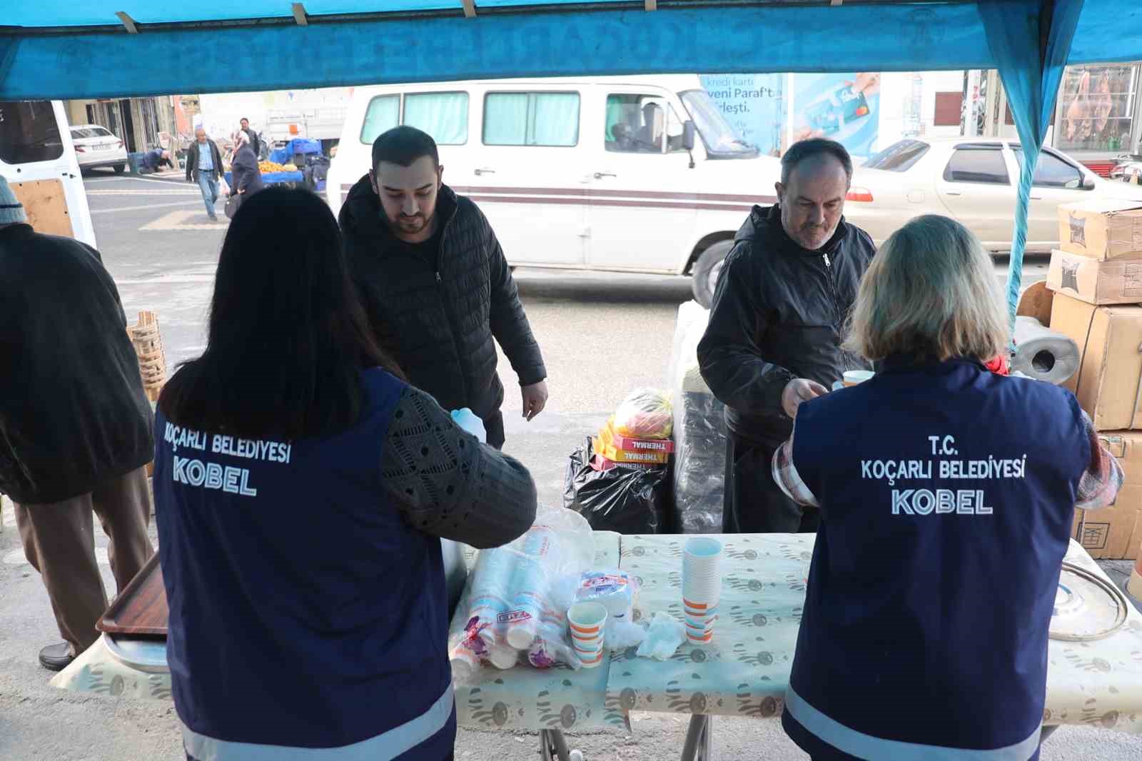 Koçarlı soğuk güne sıcak başladı