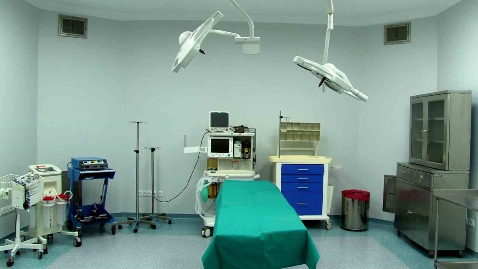 Cerrahpaşa Tıp Fak&uuml;ltesi Prof. Dr. Murat Dilmener Hastanesine 3 ayda yeni ameliyathane
