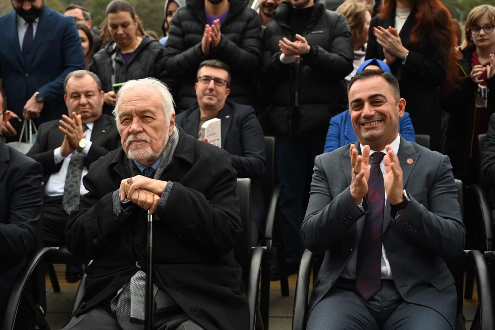 Biga Kitap Festivali&rsquo;ne İlber Ortaylı ile Muhteşem A&ccedil;ılış
