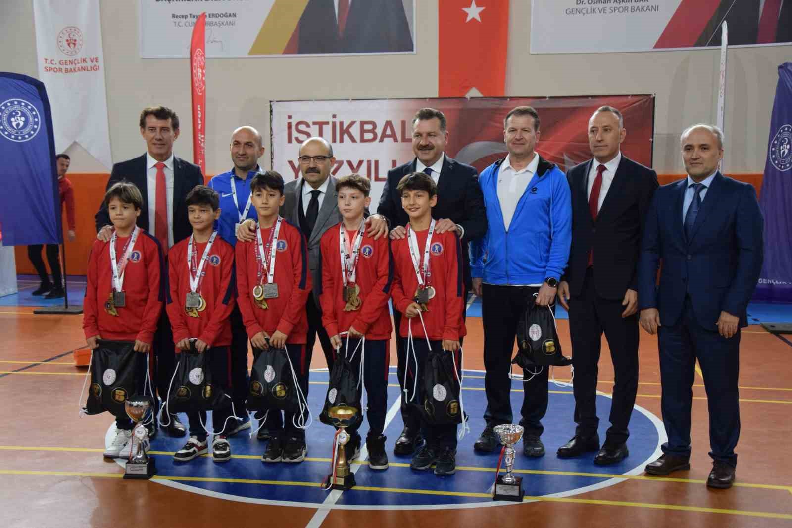 Balıkesir’de spora ve sporcuya tam destek