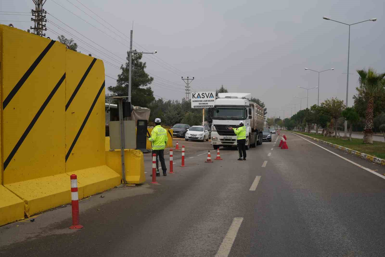 Kilis&rsquo;te 2 bin araca 3 milyon 573 bin TL ceza
