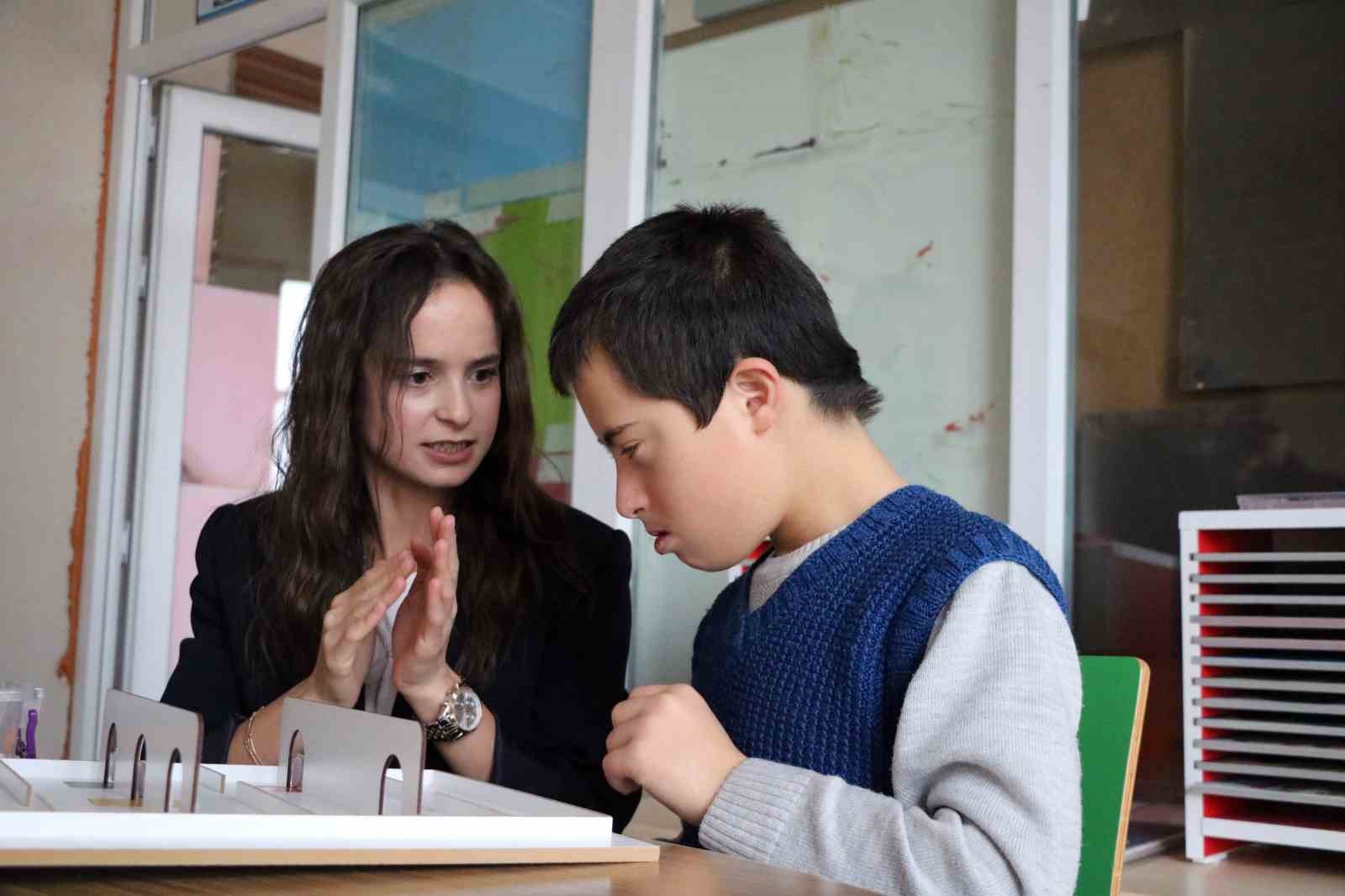 &Ouml;zel eğitim &ouml;ğrencileri &ldquo;Uygulama Sınıfı&rdquo; projesiyle g&uuml;nl&uuml;k işlerini ailelerinden bağımsız yapar hale geldi
