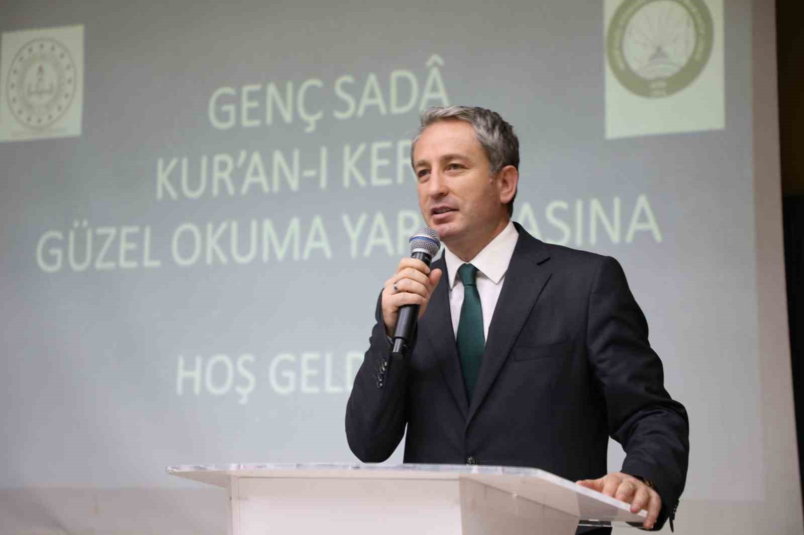 Ağrı’da genç sada Kur’an-ı Kerim’i Güzel Okuma yarışması finali yapıldı
