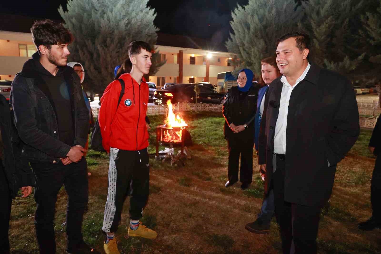 Sınava hazırlanan gençler Genç Kuşak ile motivasyon buldu
