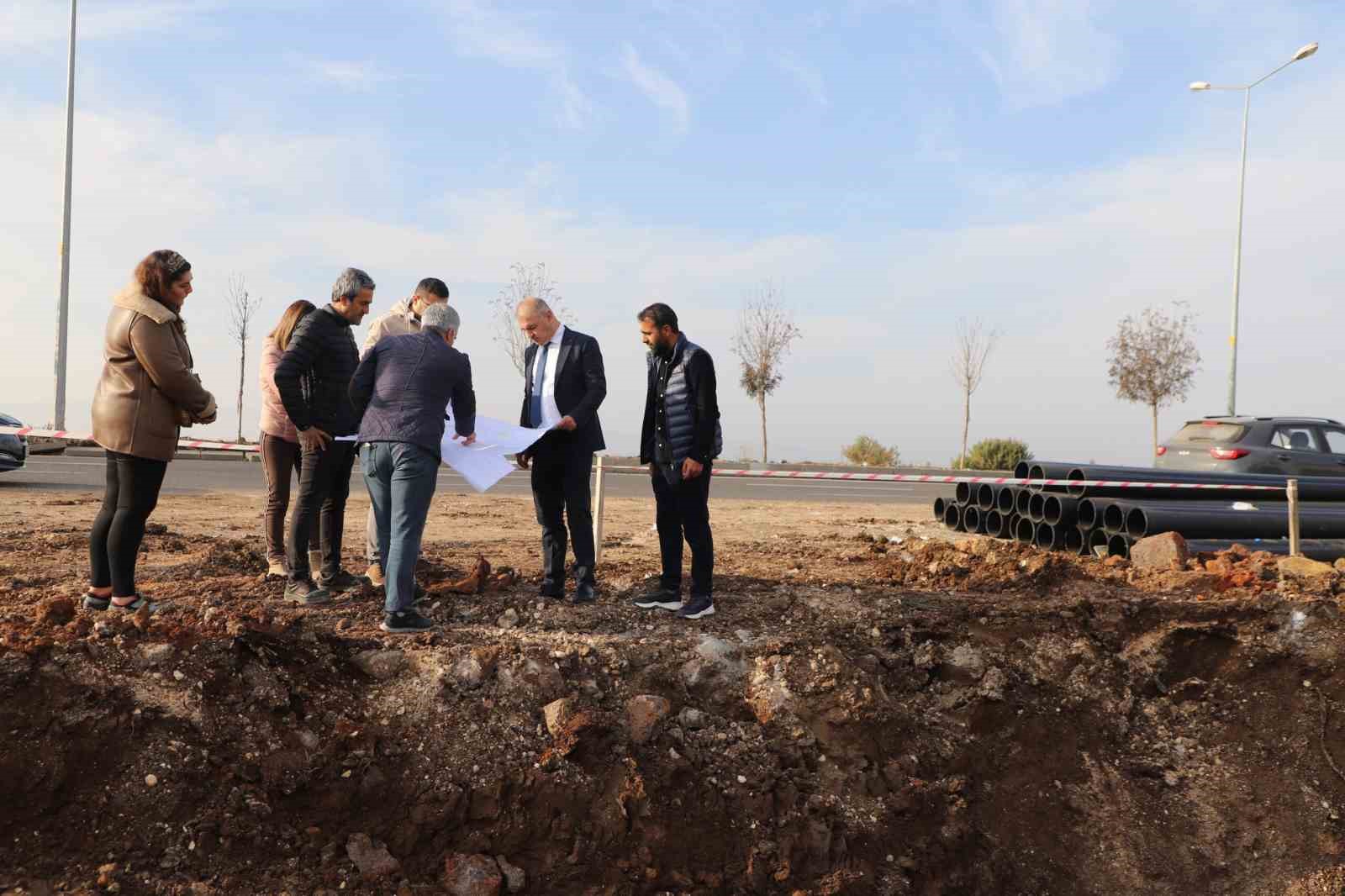 Diyarbakır&rsquo;da yeni yerleşim alanlarında i&ccedil;mesuyu ve kanalizasyon &ccedil;alışması
