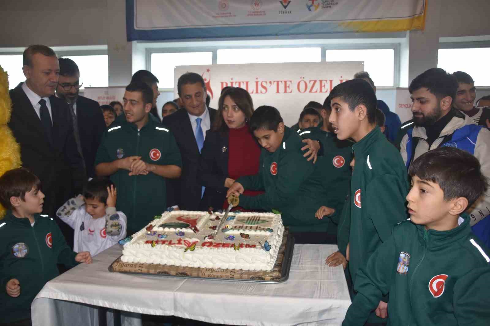 Bitlis&rsquo;te &ouml;zel gereksinimli &ouml;ğrenciler i&ccedil;in proje hazırlandı
