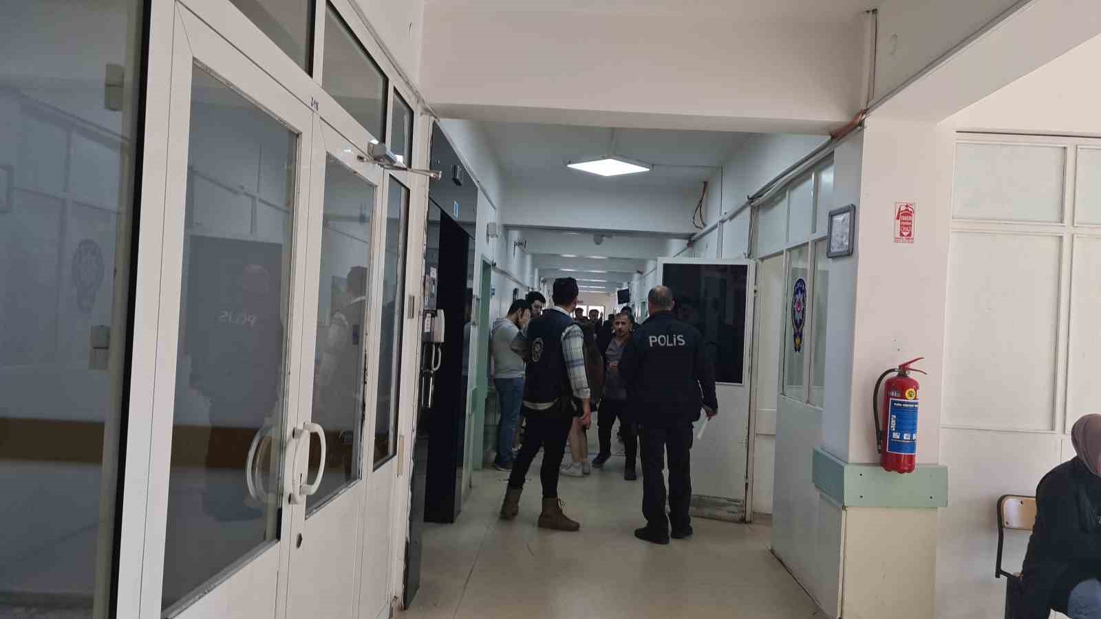 Zonguldak’ta 34 öğrenci zehirlenme şüphesiyle hastaneye başvurdu