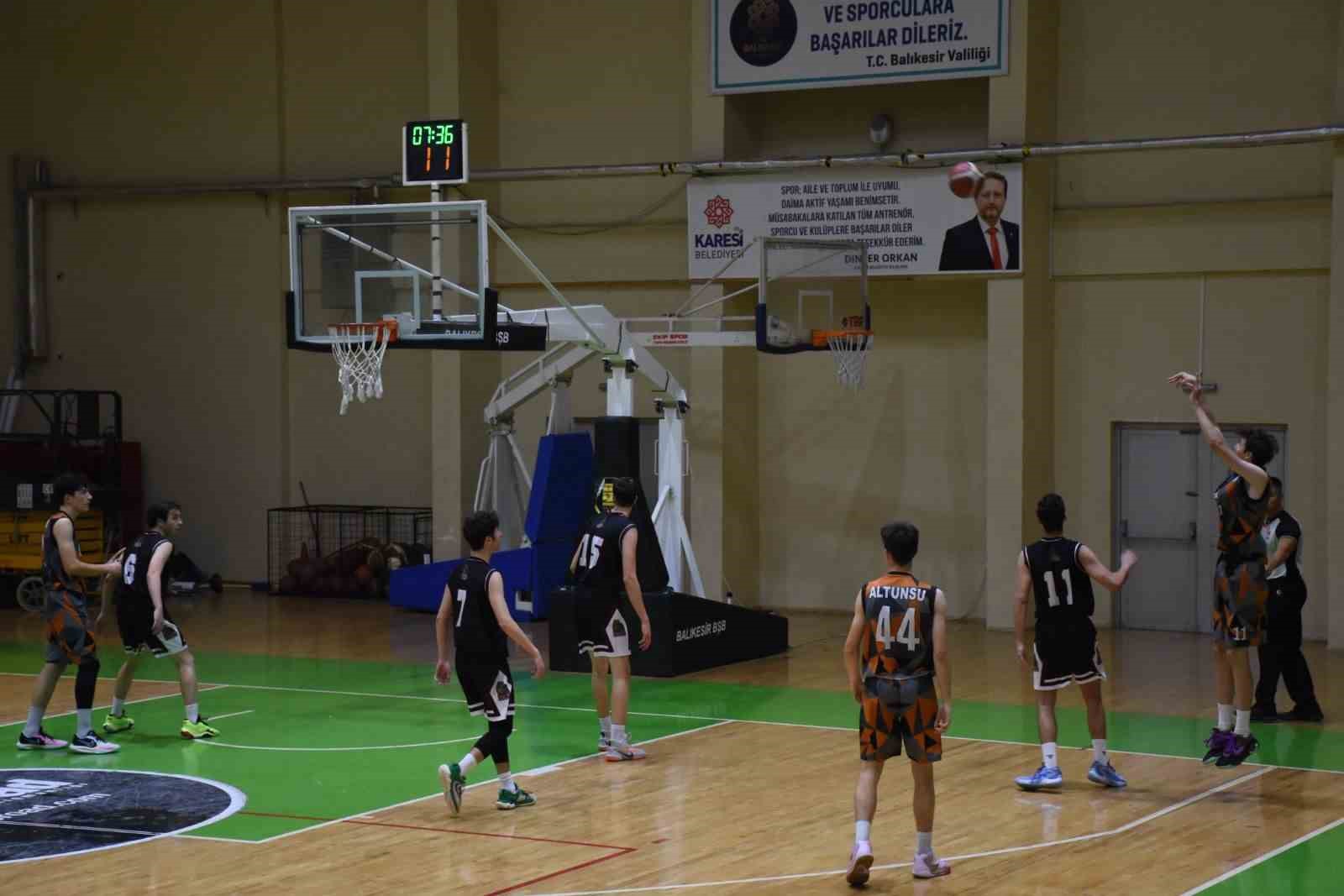 Basketbol ’de İnebey Anadolu Lisesi Balıkesir 2. oldu