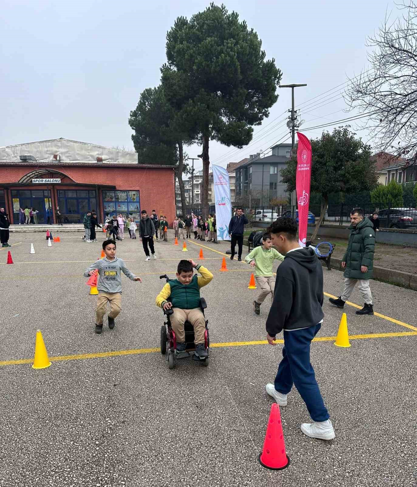 İlkokul fiziksel etkinlikleri oyunları devam ediyor