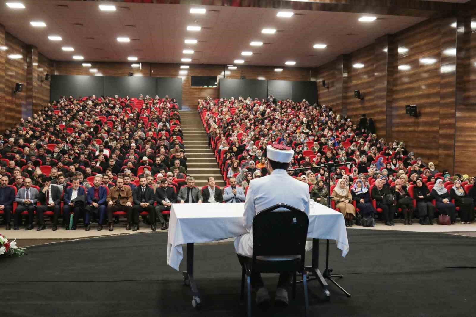 Van’da ’Gazze İle Aile Bağımız’ konulu program düzenlendi