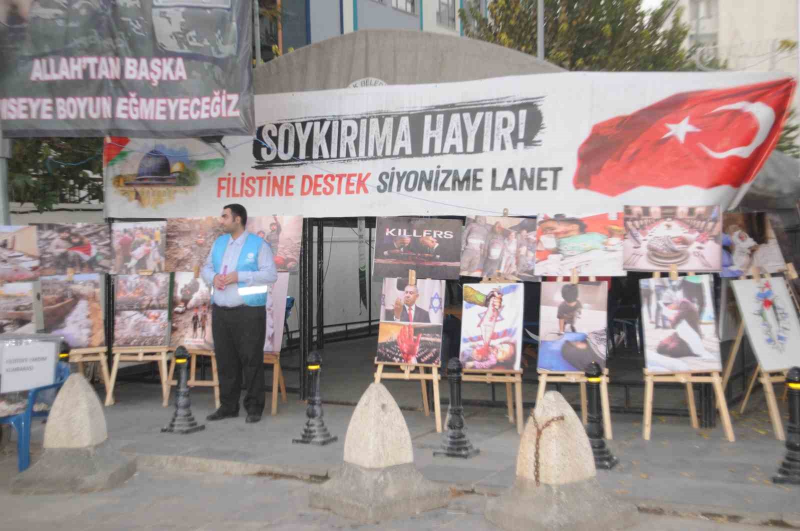 Şırnak’ta vatandaşlar iftar sonrası Filistin için dua etti