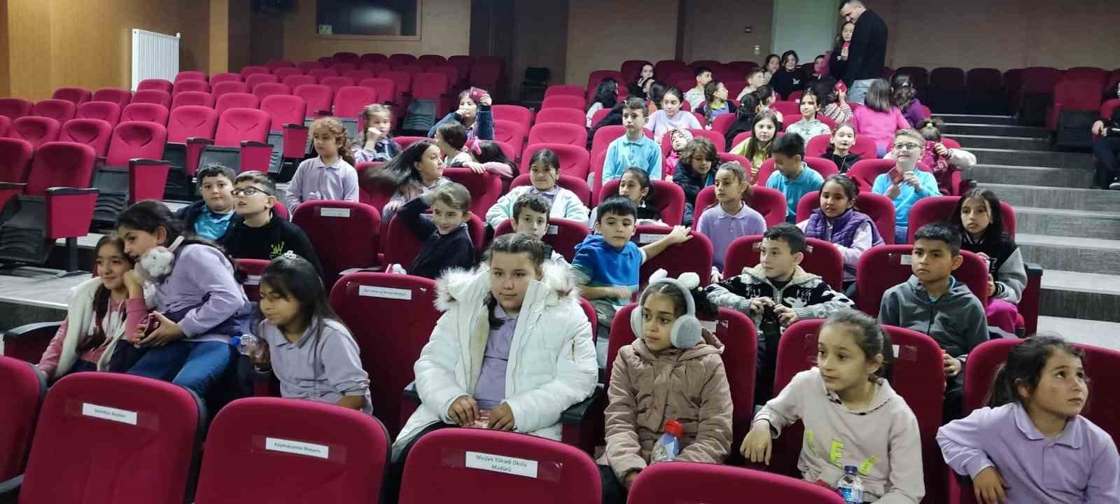 Hisarcık’ta ilk ve ortaokul öğrencilerine 112 Acil Çağrı Merkezi tanıtıldı