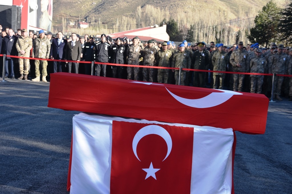 Şehit Uzman &Ccedil;avuş Yetişen&rsquo;in naaşı memleketine uğurlandı
